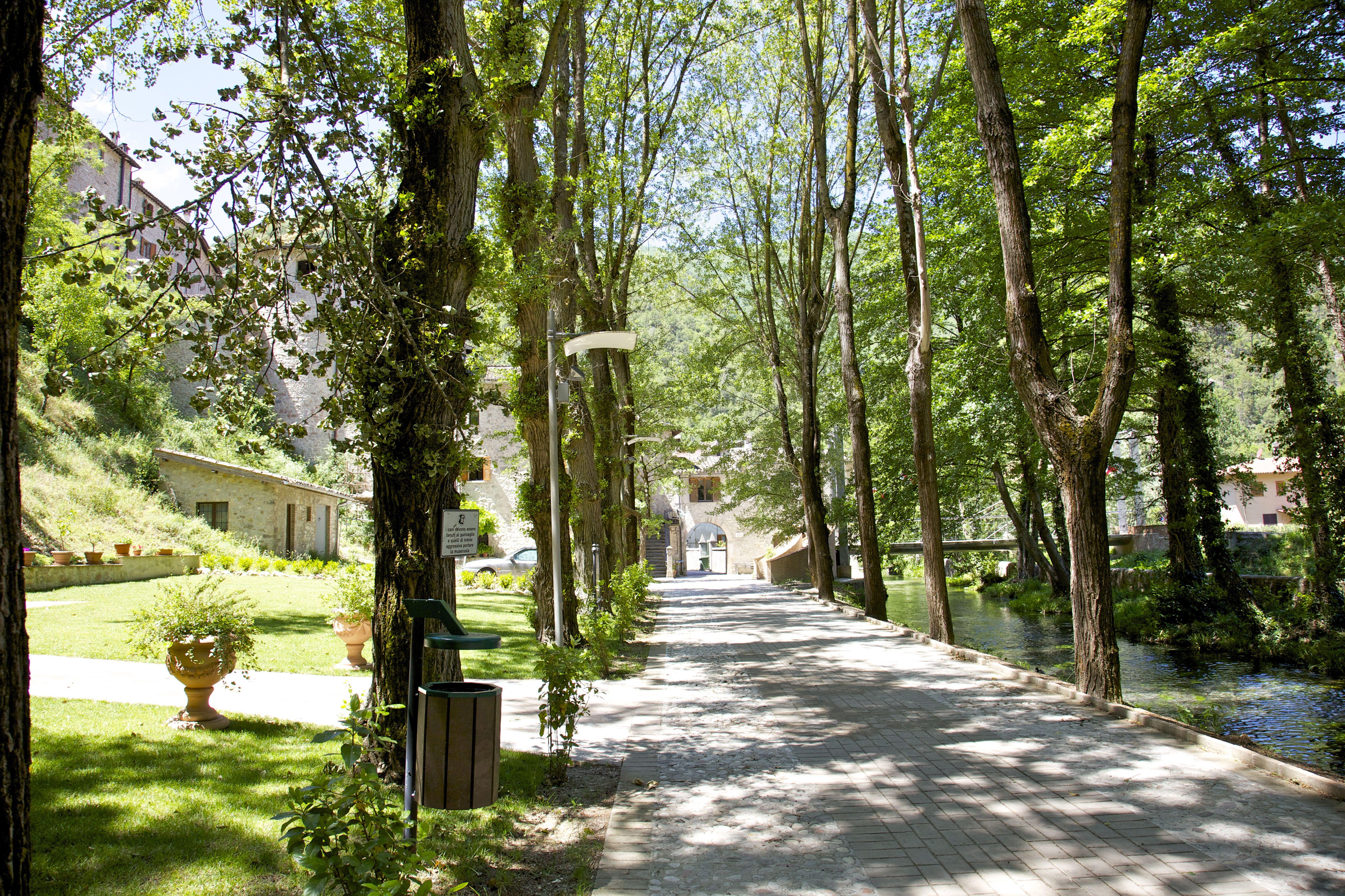 Torre Del Nera Albergo Diffuso & Spa Scheggino ภายนอก รูปภาพ